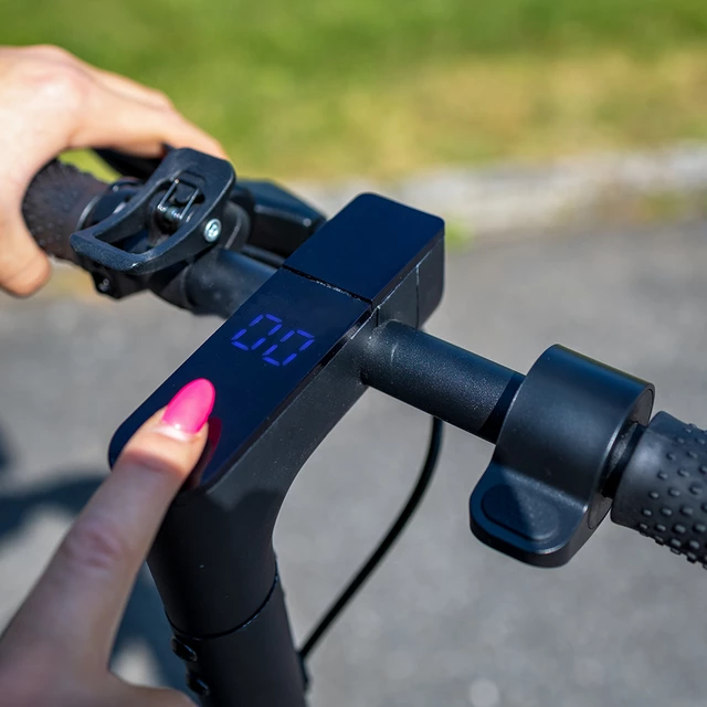 W-TEC Nikotes 350W 8,5" Elektroroller