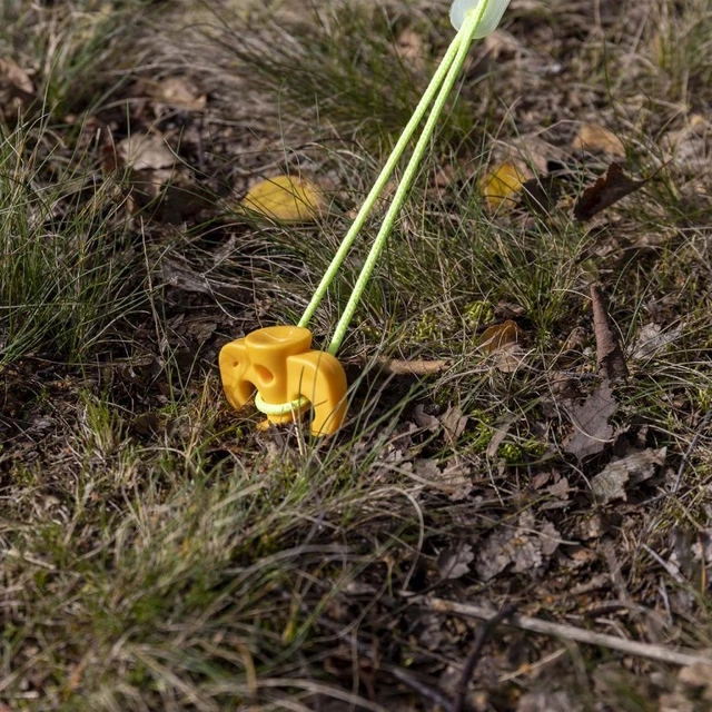 Kunststoffstifte mit Gewinde YATE 6 Stück