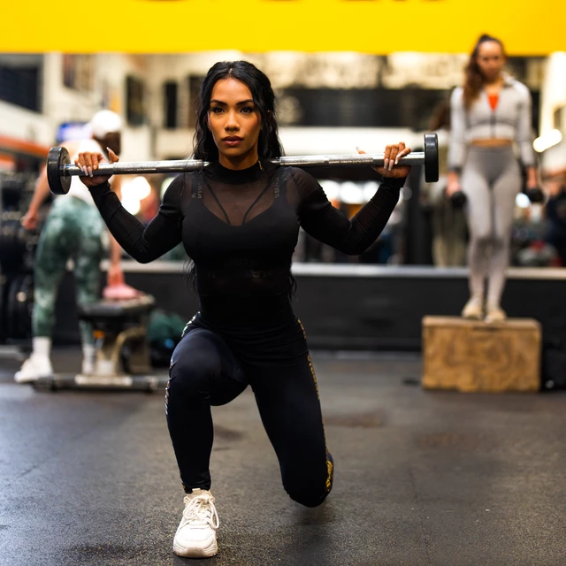 Nebbia INTENSE Iconic 844 Damen Sport-BH mit Verstärkung - Schwarz/Gold