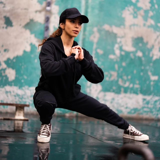 Damen-Kapuzenpulli Nebbia INTENSE Signature 845 - schwarz