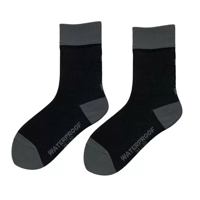 Wasserdichte Socken aus Bambus inSPORTline Pantana AG+ antibakteriell - grün
