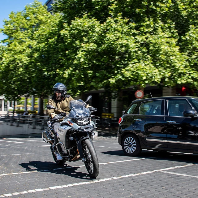 Motorradhelm mit Headset SENA Outstar S mattschwarz