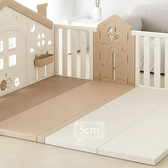 Kunststoff-Laufstall inSPORTline Doorino 150x180x100 cm